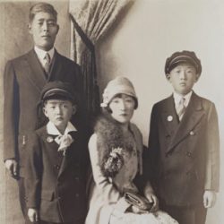 Asagoro Shimazu and Family